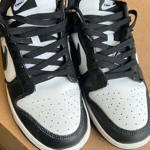 Nike duke low panda Classic Black and White High-Tops